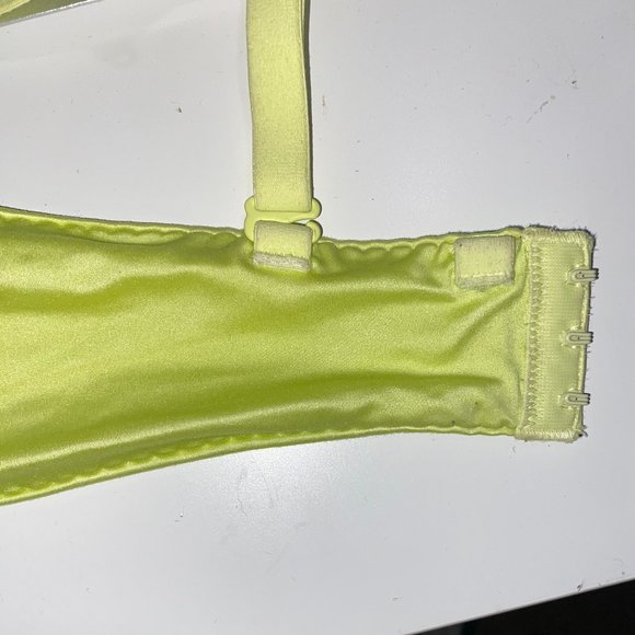 Le Senza body kiss plunge pushup bra - Picture 4 of 6